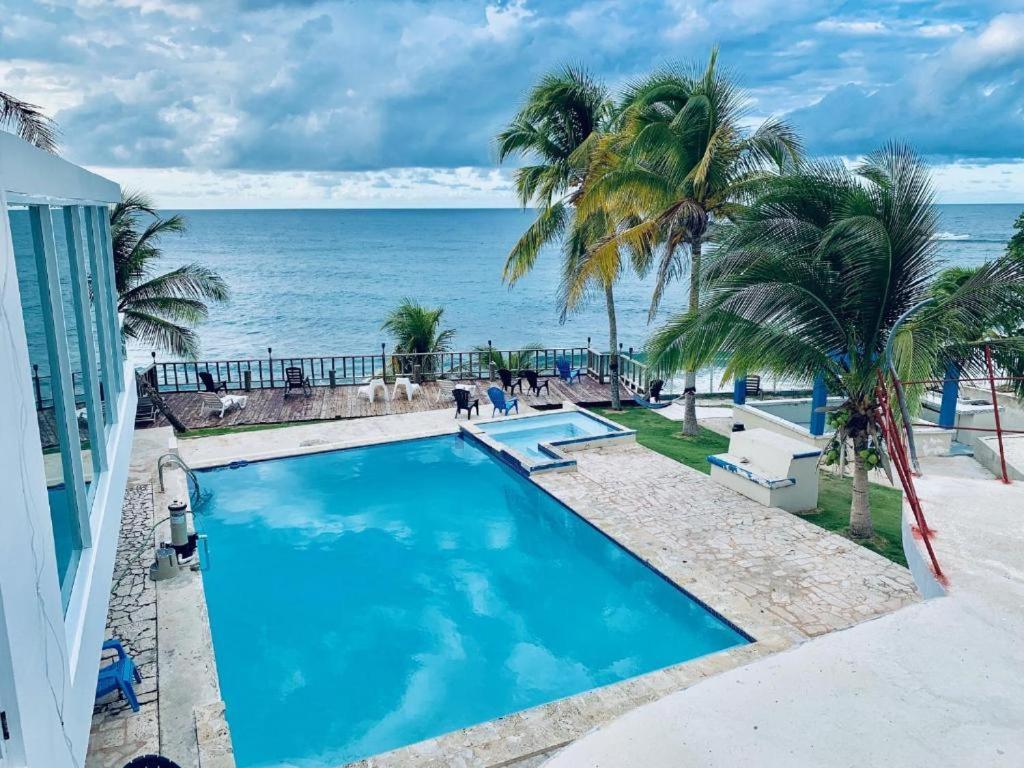 ホテル Ventana Va201 At Arecibo 681 Arecibo Ocean Drive エクステリア 写真